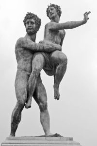 Plutone rapisce Proserpina, scultura di Vincenzo de' Rossi.